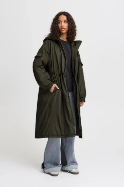 Ichi IHELUVO Veste d'extérieur