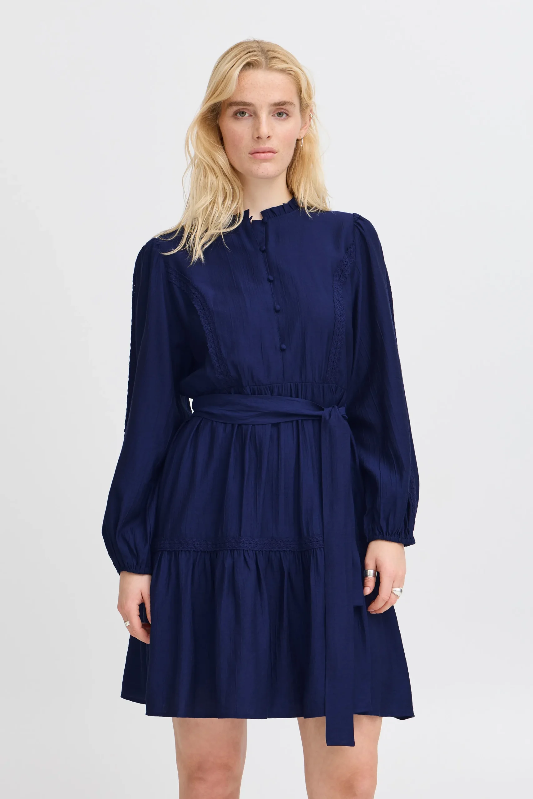 Ichi IHEVINA Robe
