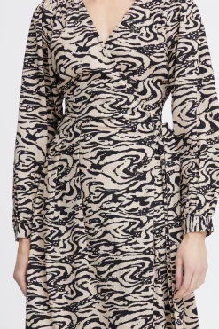 Ichi IHFANORA Robe