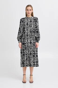 Ichi IHGOCINA Robe