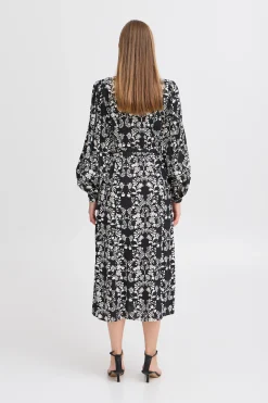 Ichi IHGOCINA Robe