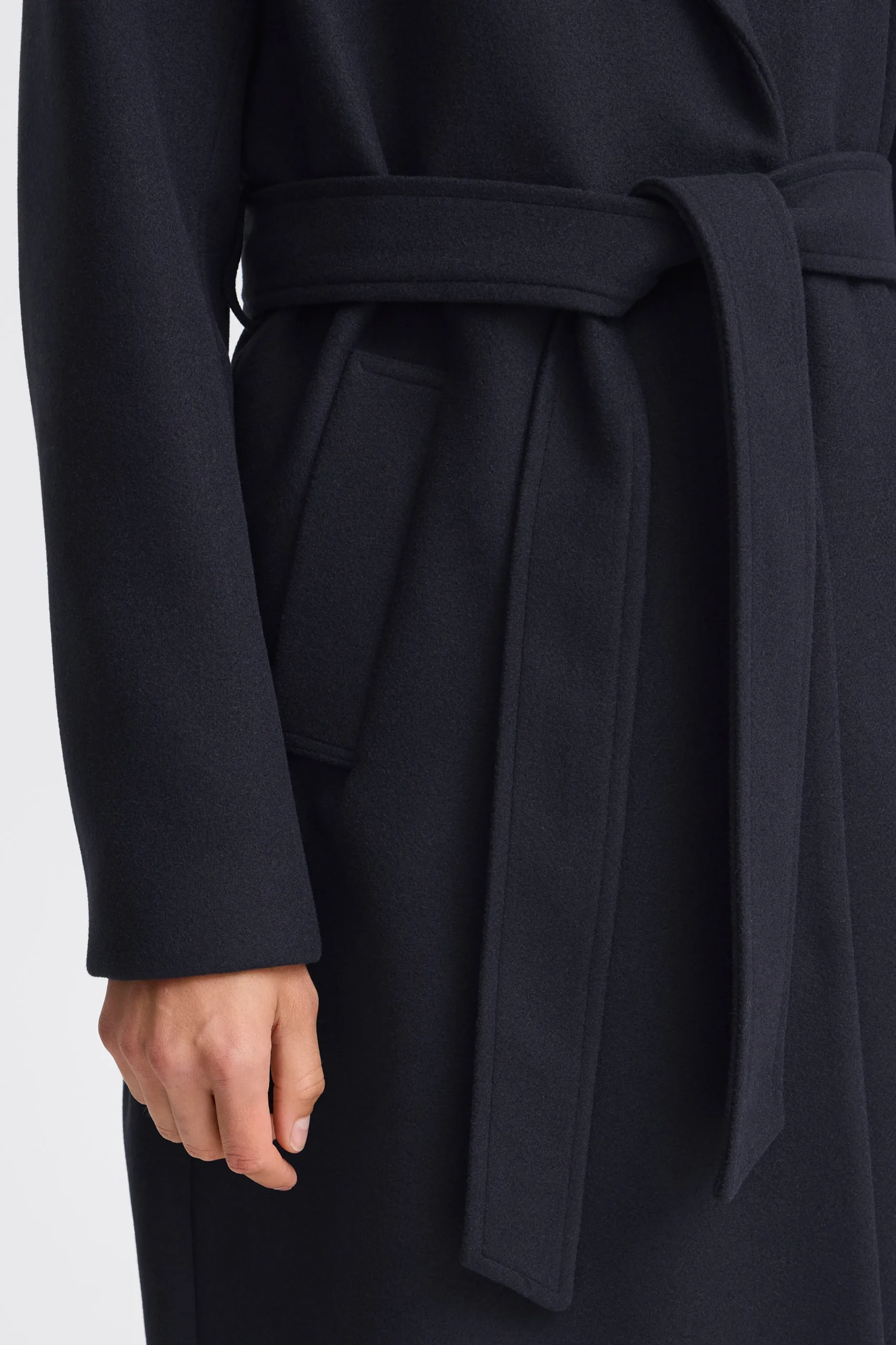 Ichi IHJANNET Veste d'extérieur