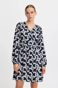 Ichi IHNASREEN Robe