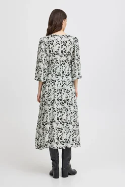 Ichi IHVALOR Robe