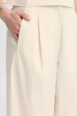 Ichi IHWALLIS Pantalon