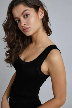 Ichi IHZOLA Top