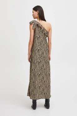 Ichi IXKARLA Robe