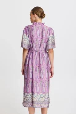 Ichi IXNABILA Robe